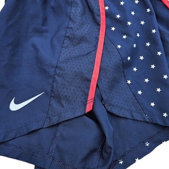 Nike Dri-Fit Athletic Shorts Size S - Picture 4 of 9